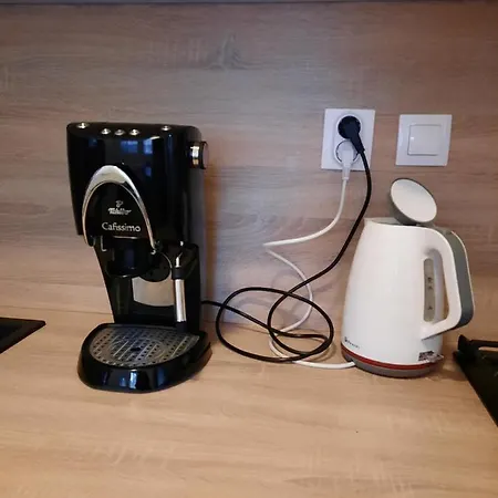 Klimka With Balcony, Free Wifi And Free Parking * Братислава