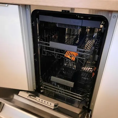 Klimka With Balcony, Free Wifi And Free Parking *