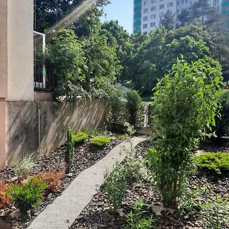 Апартаменты Klimka With Balcony, Free Wifi And Free Parking Братислава