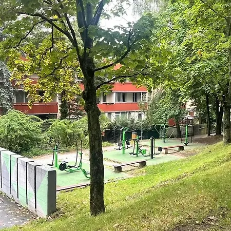 Klimka With Balcony, Free Wifi And Free Parking Апартаменты Братислава