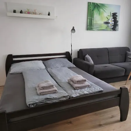 Klimka With Balcony, Free Wifi And Free Parking Daire